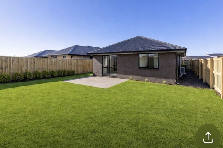 Photo of property in 35 Herridge Street, Woodend, 7610