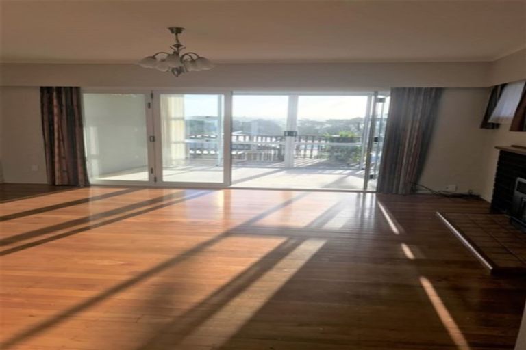 Photo of property in 450 Don Buck Road, Massey, Auckland, 0614