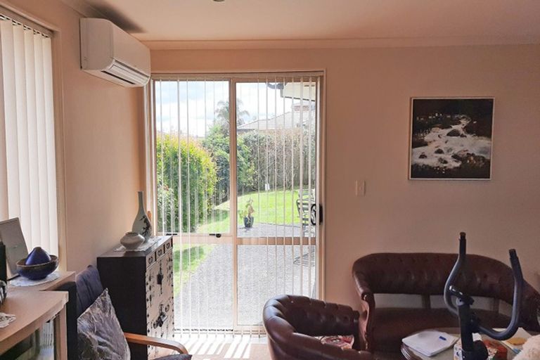 Photo of property in 9a Gendo Avenue, Henderson, Auckland, 0612