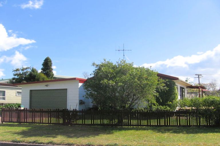 Photo of property in 219 Hauturu Street, Whangamata, 3620
