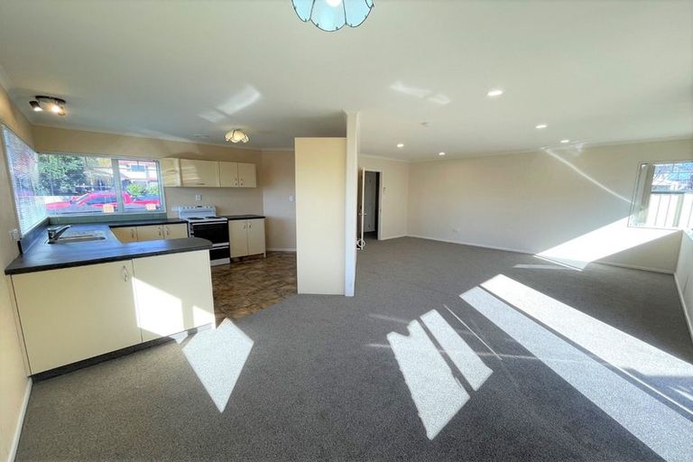 Photo of property in 332a Devon Street West, New Plymouth, 4310