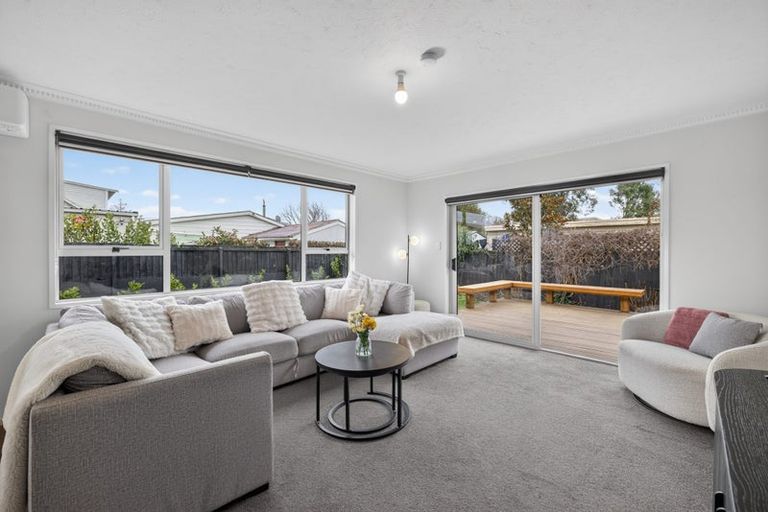 Photo of property in 2/37 Petrie Street, Richmond, Christchurch, 8013