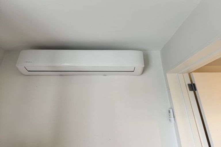 Photo of property in 11 Artistry Lane, Papakura, 2110