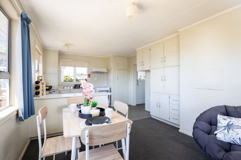 Photo of property in 14 Mcnaughton Street, Waitara, 4320