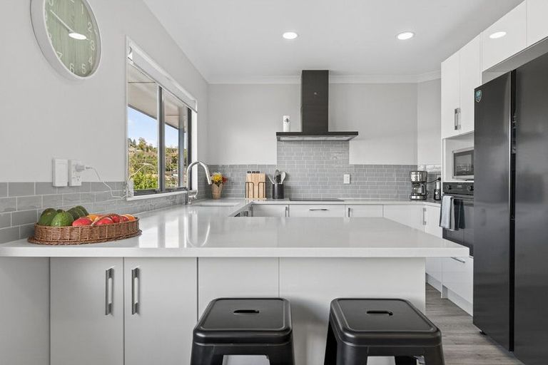 Photo of property in 19 Mamaku Rise, Welcome Bay, Tauranga, 3112