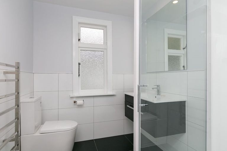 Photo of property in 4 Burnham Street, Petone, Lower Hutt, 5012