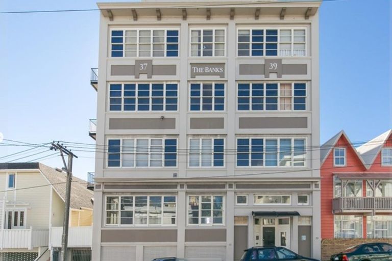 Photo of property in 12/37 Majoribanks Street, Mount Victoria, Wellington, 6011