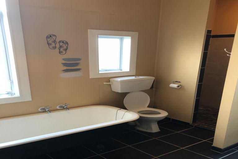 Photo of property in 47 Melbourne Street, South Dunedin, Dunedin, 9012