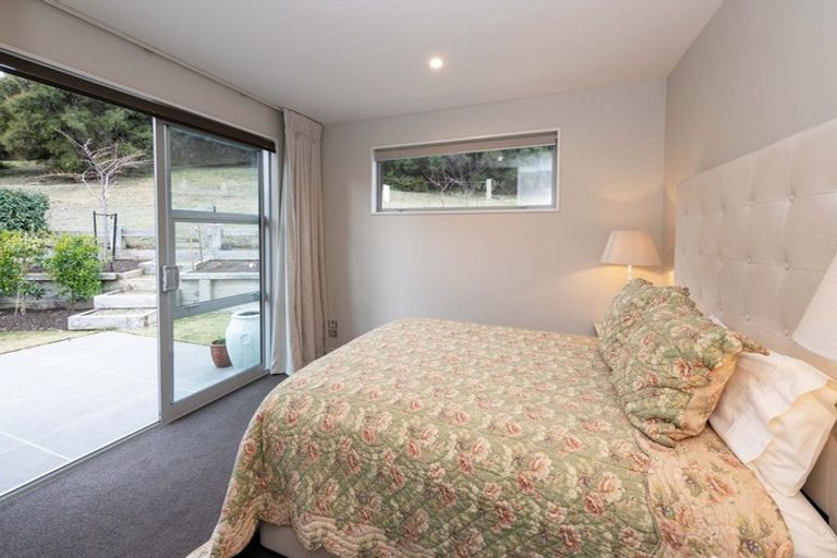 Photo of property in 16 Edgewood Place, Wanaka, 9305
