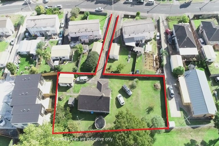 Photo of property in 64 Arimu Road, Papakura, 2110