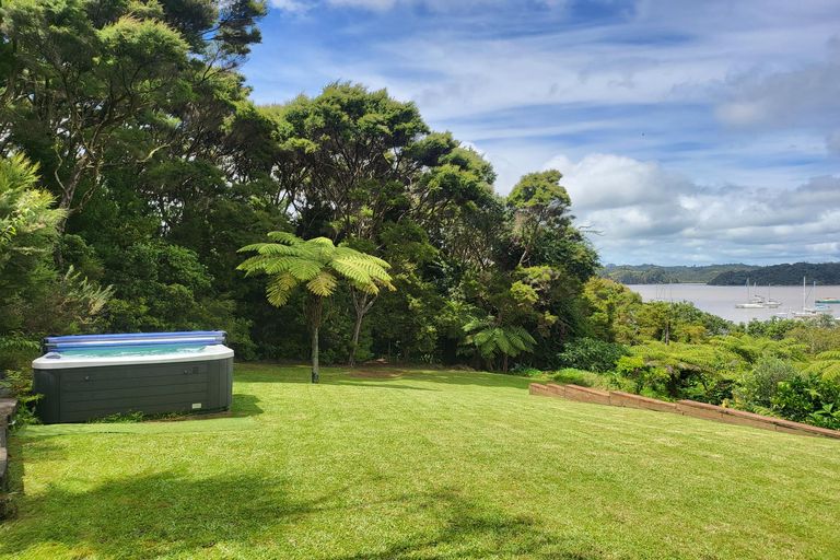 Photo of property in 16 Kennedy Street, Opua, 0200