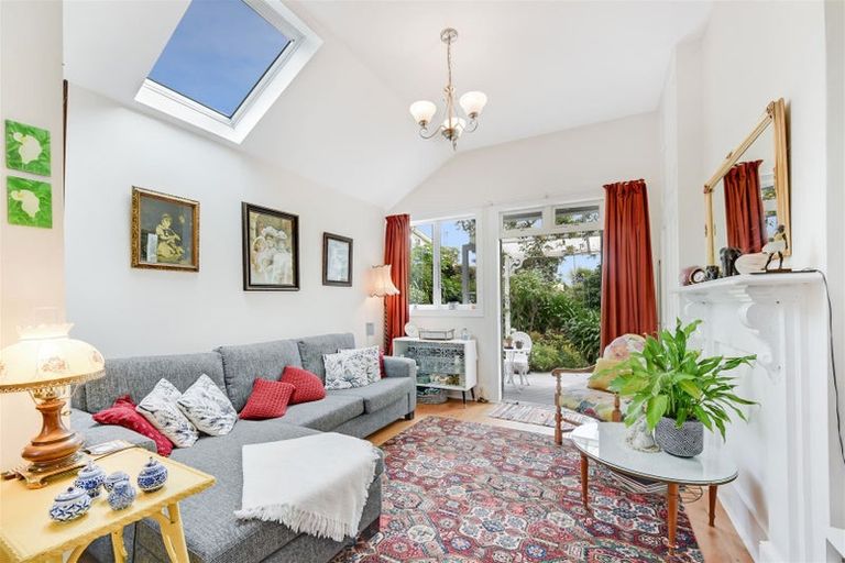 Photo of property in 1/210 Saint Vincent Street, Toi Toi, Nelson, 7010