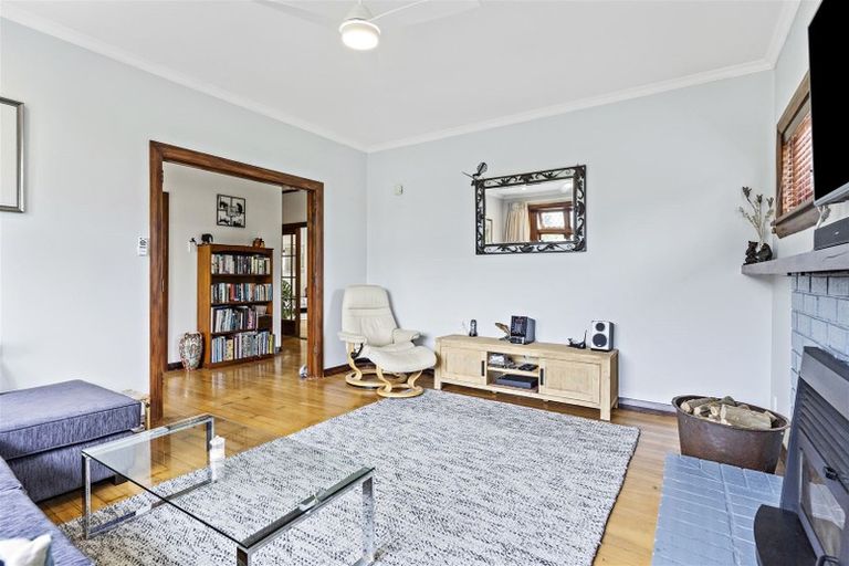 Photo of property in 6 Terrace End, Lansdowne, Masterton, 5810