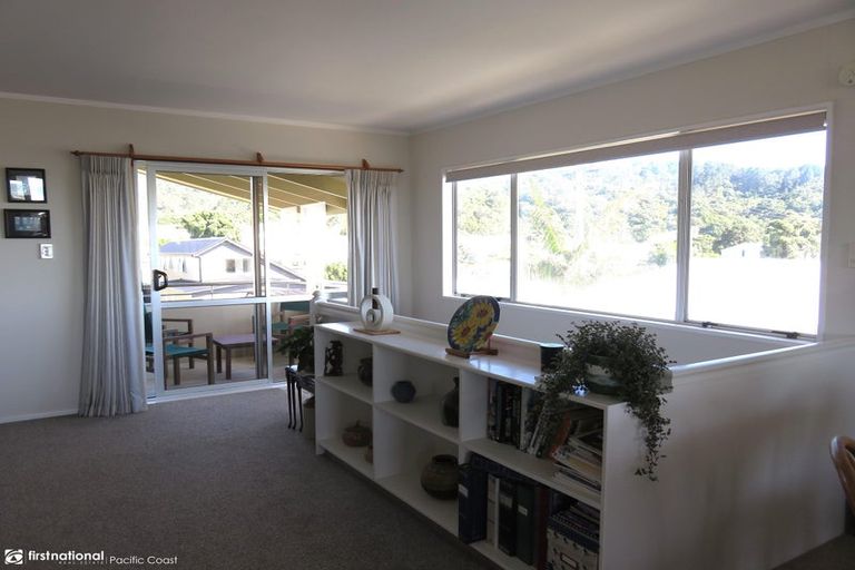Photo of property in 10 Wallnutt Avenue, Waihi Beach, 3611
