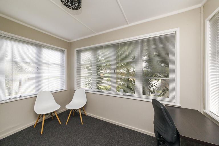 Photo of property in 15 Tyndall Street, Palmerston North, 4414