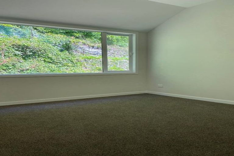 Photo of property in 120 Milton Road, Bluff Hill, Napier, 4110