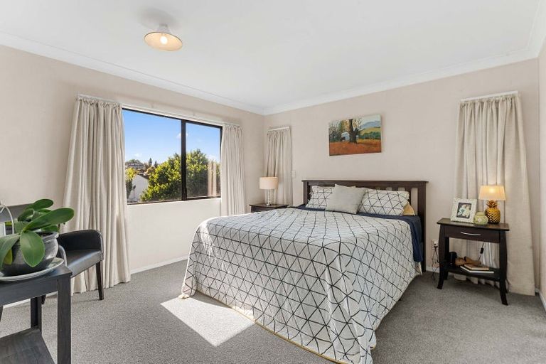 Photo of property in 12 Hall Street, Cambridge, 3434