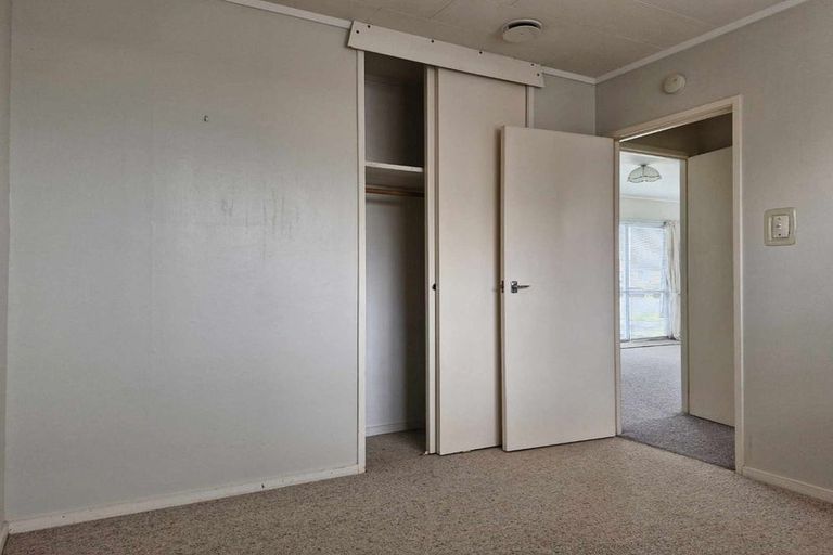 Photo of property in 15 Nelson Street, Waitara, 4320