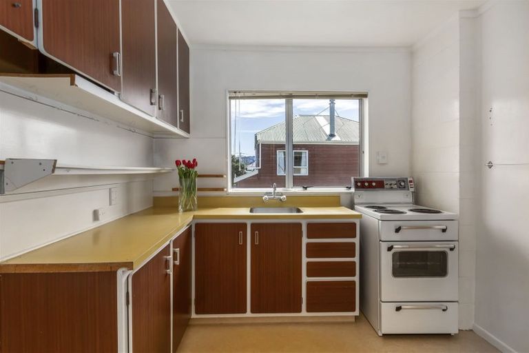 Photo of property in 15/154 Onepu Road, Lyall Bay, Wellington, 6022