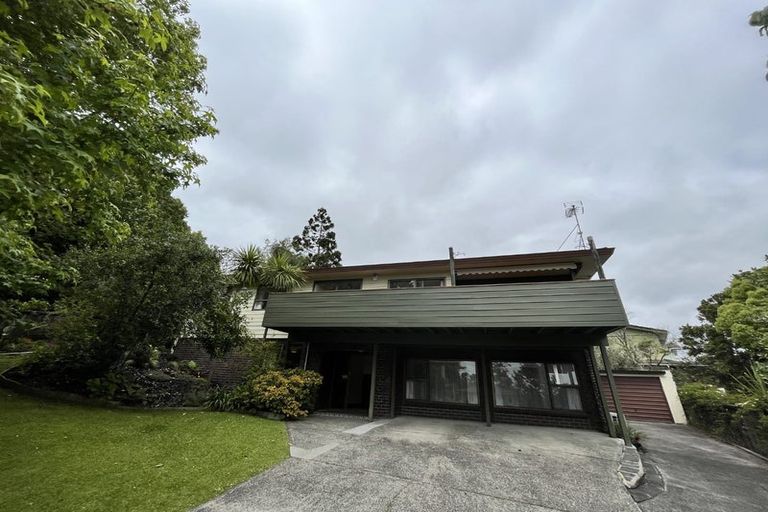 Photo of property in 10 Kallista Place, Browns Bay, Auckland, 0630
