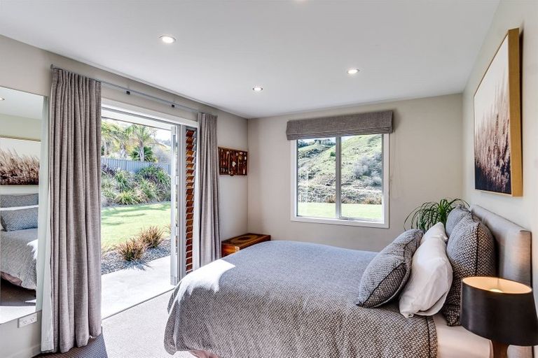 Photo of property in 139 Kent Terrace, Taradale, Napier, 4112