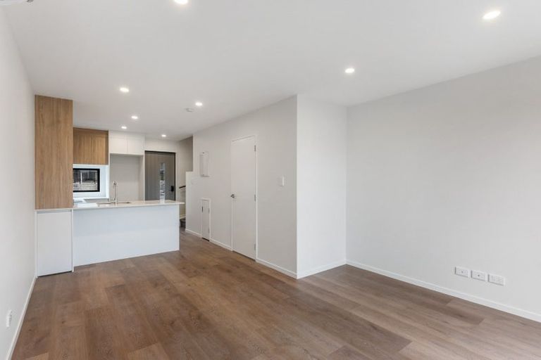 Photo of property in 74 Selo Street, Glen Eden, Auckland, 0602