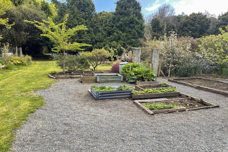 Photo of property in 34 Watt Road, Otatara, Invercargill, 9879