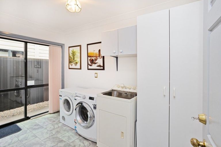 Photo of property in 29 Hardy Street, Strathern, Invercargill, 9812