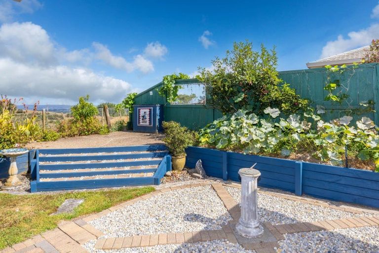 Photo of property in 24 Highgrove Drive, Grandview Heights, Hamilton, 3200