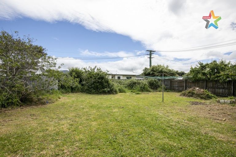 Photo of property in 50 Godley Street, Waiwhetu, Lower Hutt, 5010