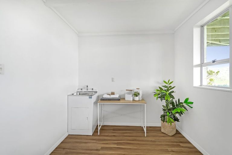 Photo of property in 184 Major Hornbrook Road, Mount Pleasant, Christchurch, 8081