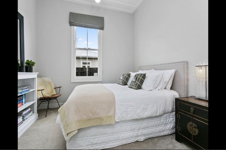 Photo of property in 56 Hall Street, Cambridge, 3434