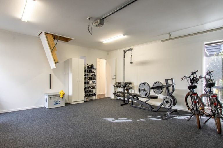 Photo of property in 31 Lilac Close, Cambridge, 3434