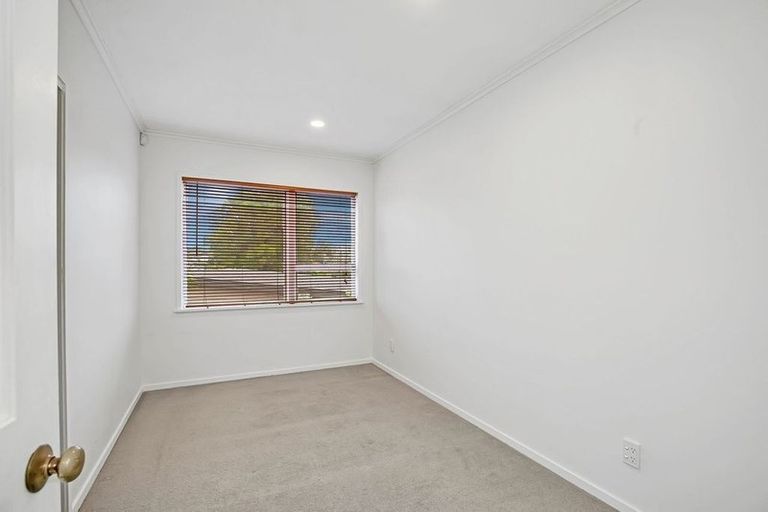 Photo of property in 46 Canberra Avenue, Lynfield, Auckland, 1042