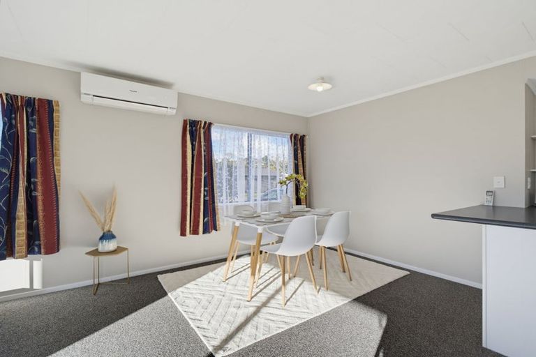 Photo of property in 47a Aquarius Drive, Kawaha Point, Rotorua, 3010