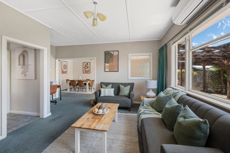 Photo of property in 24 Church Road, Taradale, Napier, 4112