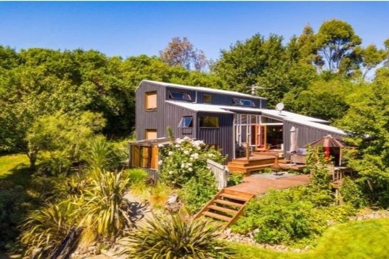Photo of property in 189 Main Road, Allandale, Lyttelton, 8971