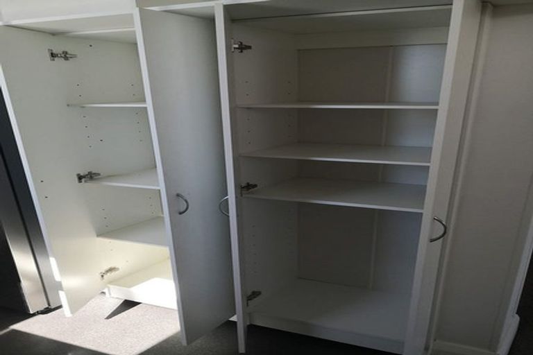 Photo of property in 1a Lonsdale Crescent, Rongotai, Wellington, 6022