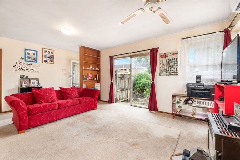 Photo of property in 87b Edmonton Road, Henderson, Auckland, 0612