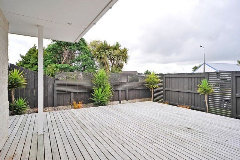 Photo of property in 5 Mercury Street, Milson, Palmerston North, 4414