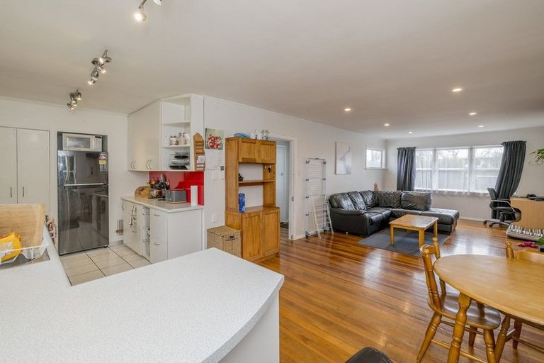 Photo of property in 148 Arawhata Road, Paraparaumu, 5032