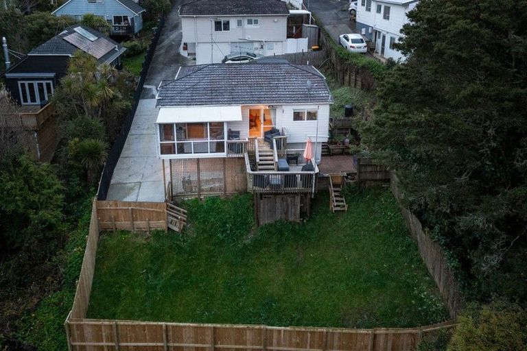 Photo of property in 3/23 Mahara Avenue, Birkenhead, Auckland, 0626