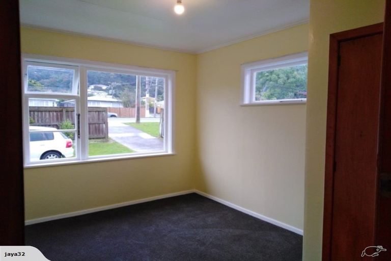 Photo of property in 78 Wainuiomata Road, Wainuiomata, Lower Hutt, 5014
