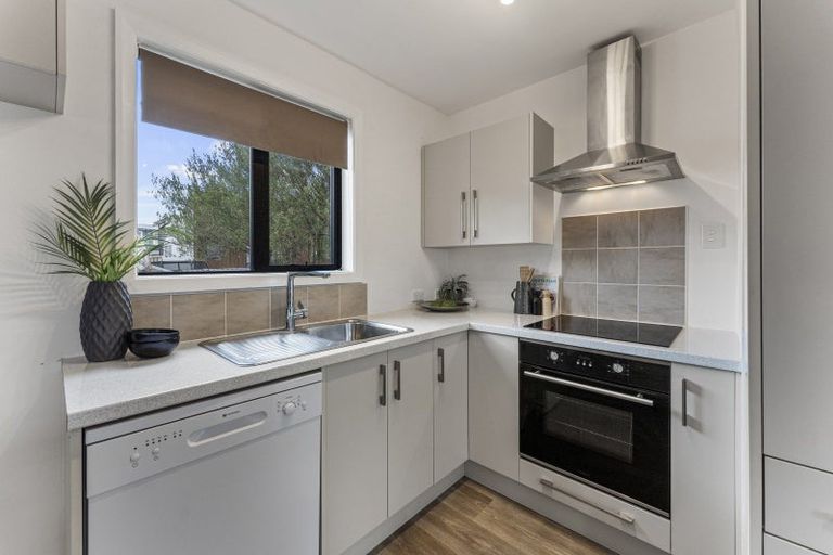 Photo of property in 56 Awamutu Grove, Waiwhetu, Lower Hutt, 5010