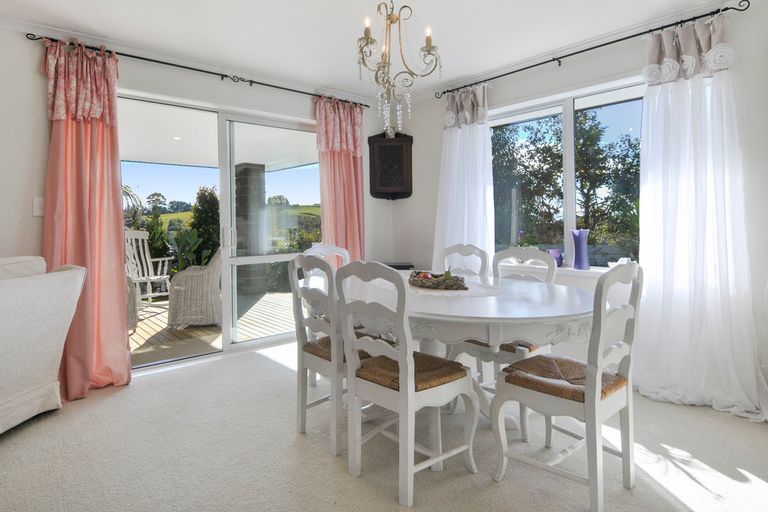 Photo of property in 68 Utopia Park Heights, Welcome Bay, Tauranga, 3112
