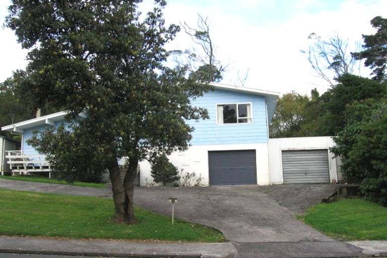 Photo of property in 28 Autumn Avenue, Glen Eden, Auckland, 0602