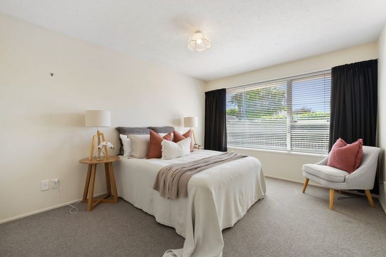 Photo of property in 1/216 Greers Road, Bryndwr, Christchurch, 8053