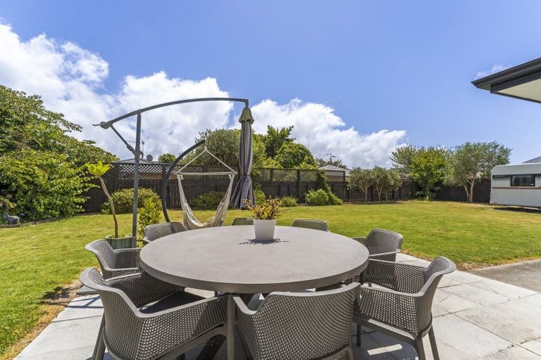 Photo of property in 15 Gallipoli Place, Paraparaumu, 5032