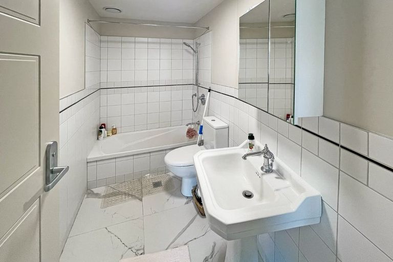 Photo of property in Chevron Suites, 201/8 Chaffers Street, Te Aro, Wellington, 6011
