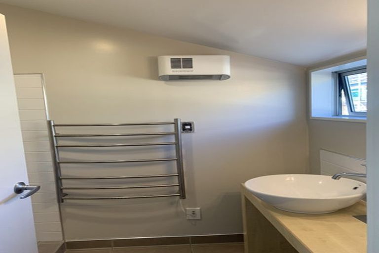 Photo of property in 30 Berry Street, St Albans, Christchurch, 8014